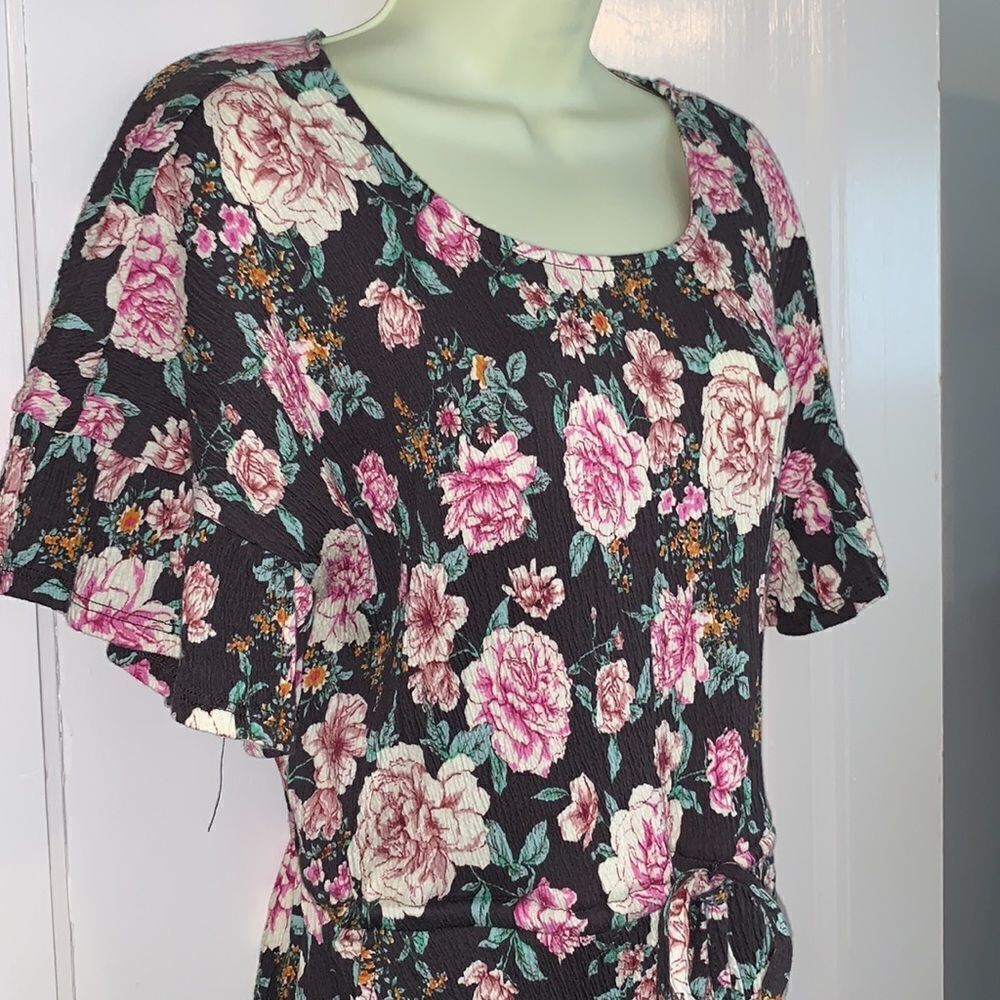 NWT Xhiliration crinkle cloth floral summer dress‎ - Picture 6 of 10